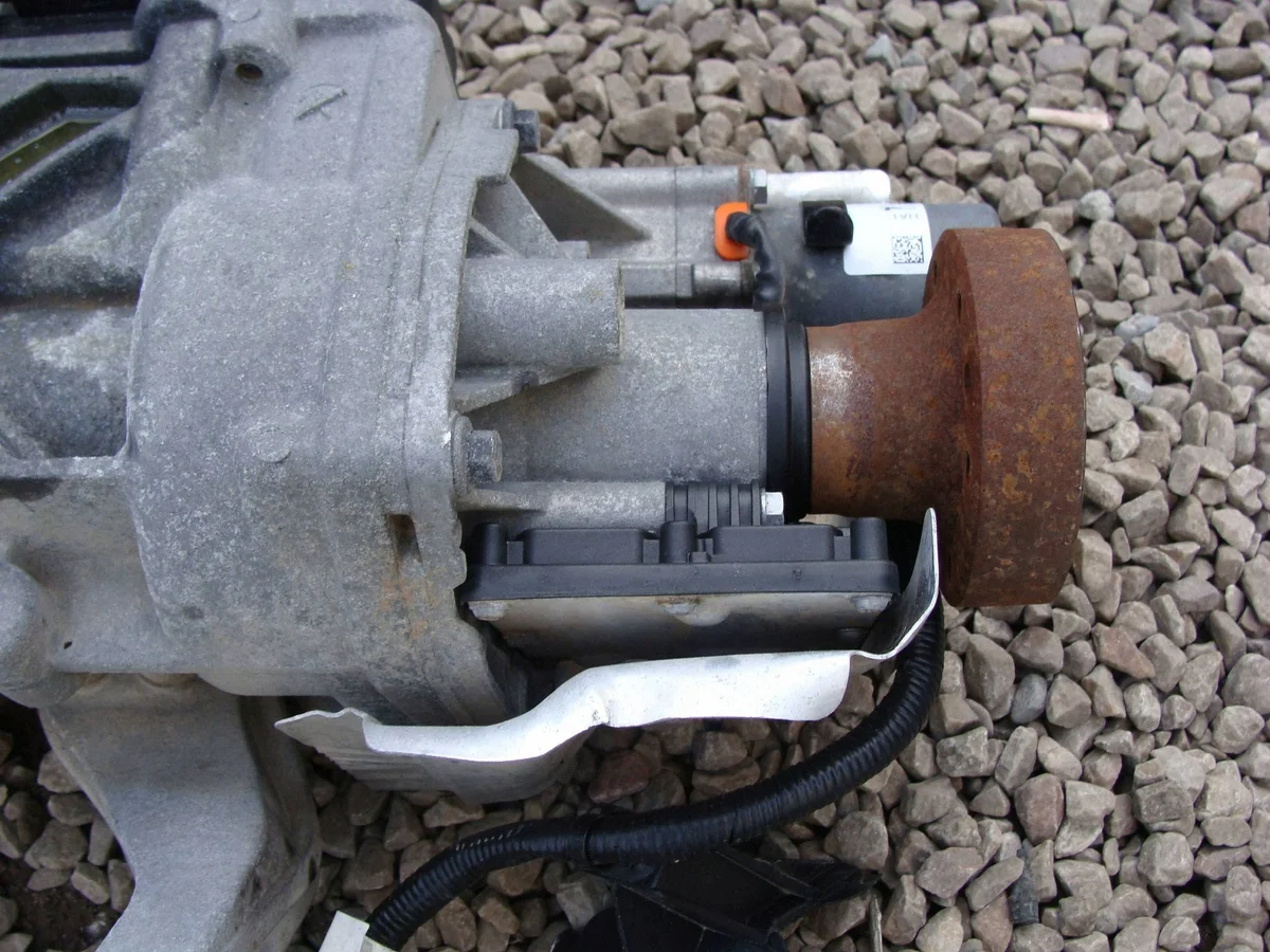 Land Rover Evoque Rückstoßstange GJ324N053AB image 4
