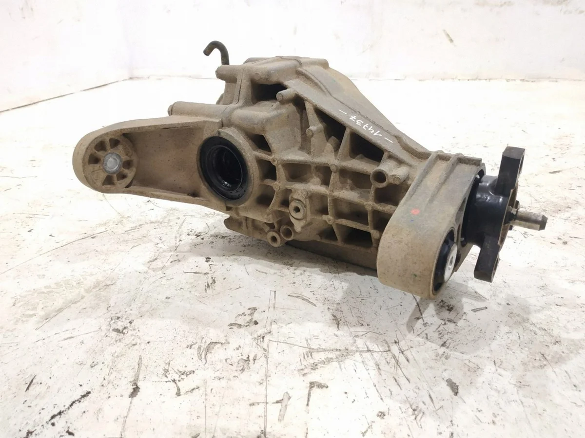 Differential hinten Mercedes R W251 A1643501614 image 5
