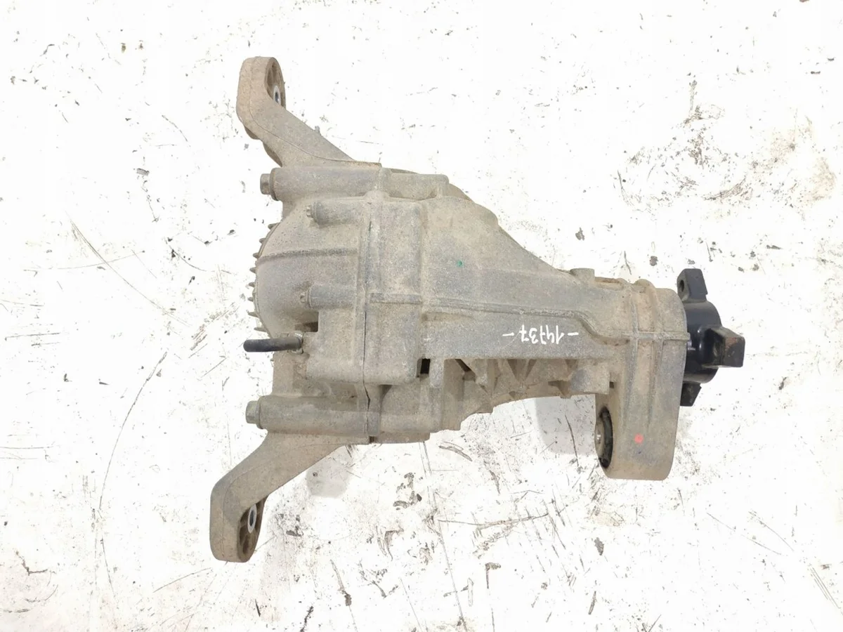 Differential hinten Mercedes R W251 A1643501614 image 7