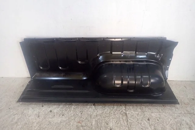 Pyöränkaaren sisälokasuoja Toyota Hilux OE 4232133DRD24313