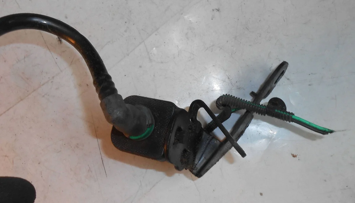 Sensor de vacío Renault Laguna 8200699179A image 3
