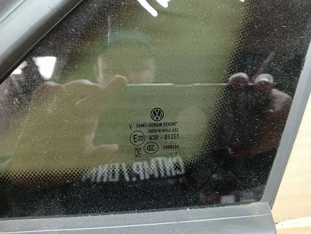 Vitrage Arrière Droit VW ID.5 11E845042 image 3