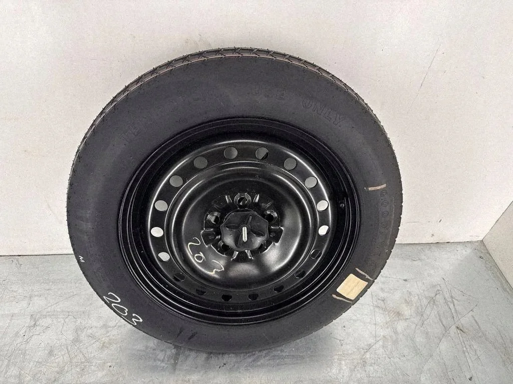 Reserverad Dodge Challenger 04782819AB image 3