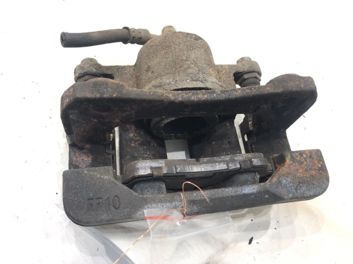 Mazda 2 Bremszange vorne links image 3