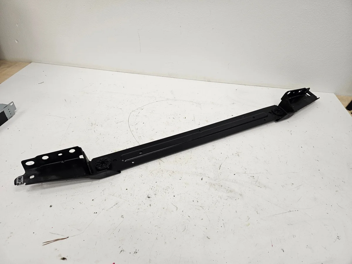 Renault Megane V E-Tech Viga Radiador 214965MZ0A