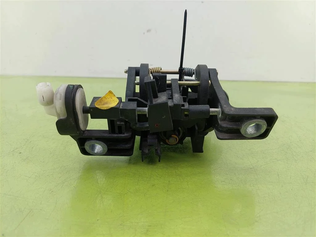 Heckklappen-Griff Mercedes A-Klasse W168 image 4