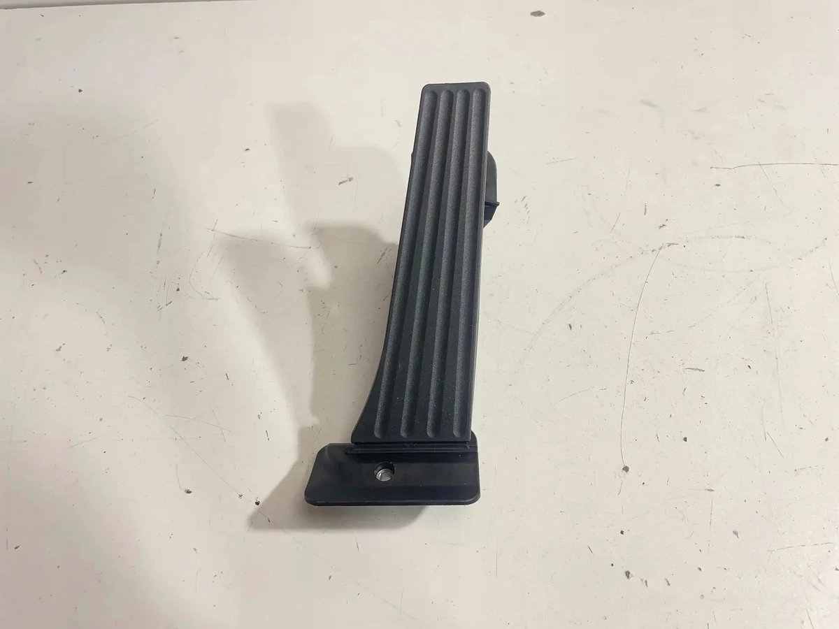 Pédale d'accélérateur BMW 7 G11/G12
