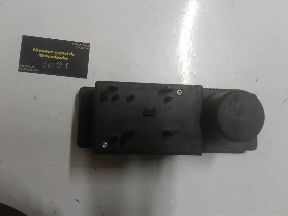 Central Locking Pump Mercedes W210 2108002548