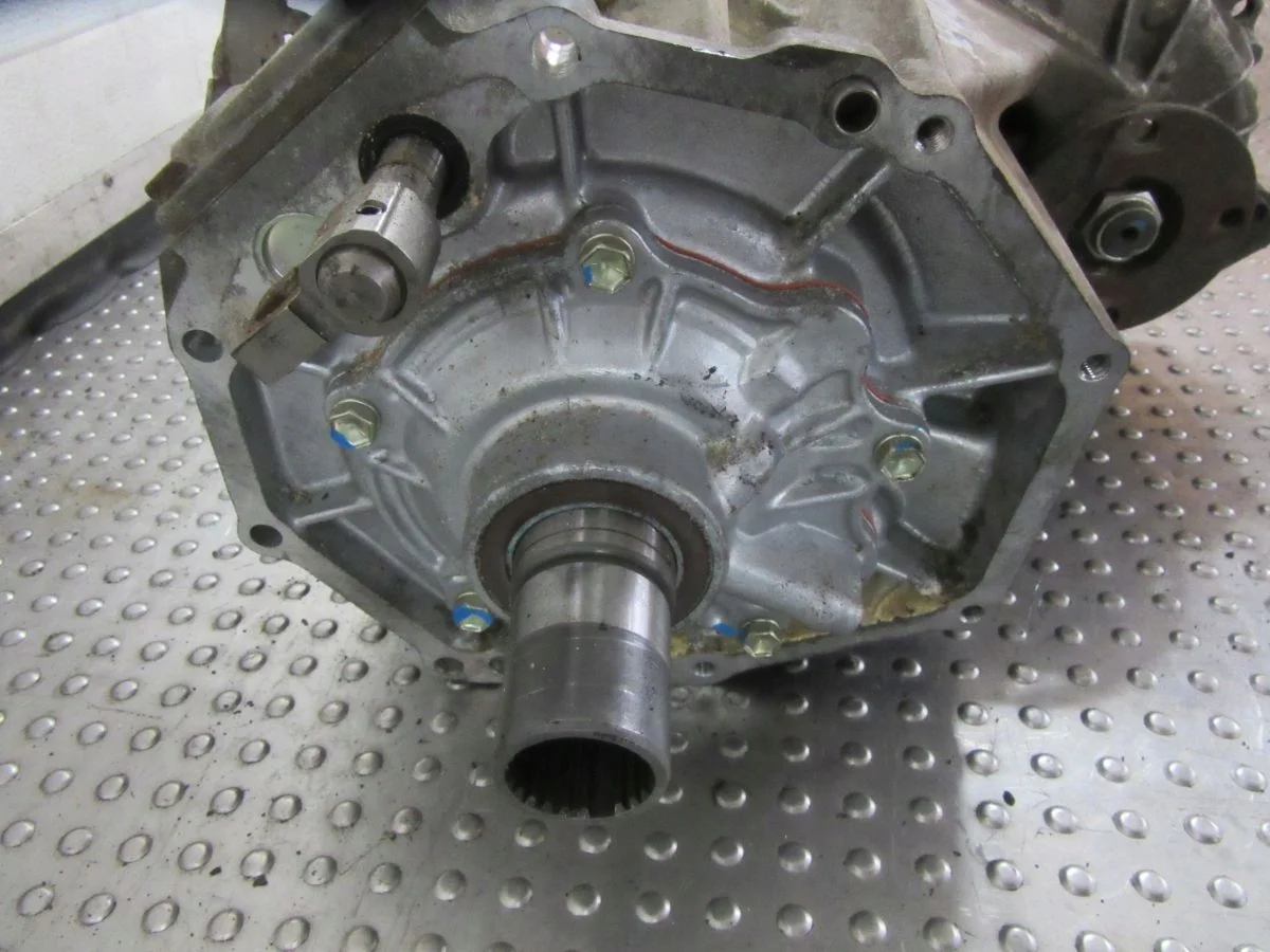 Toyota Sequoia Verteilergetriebe thumbnail 1