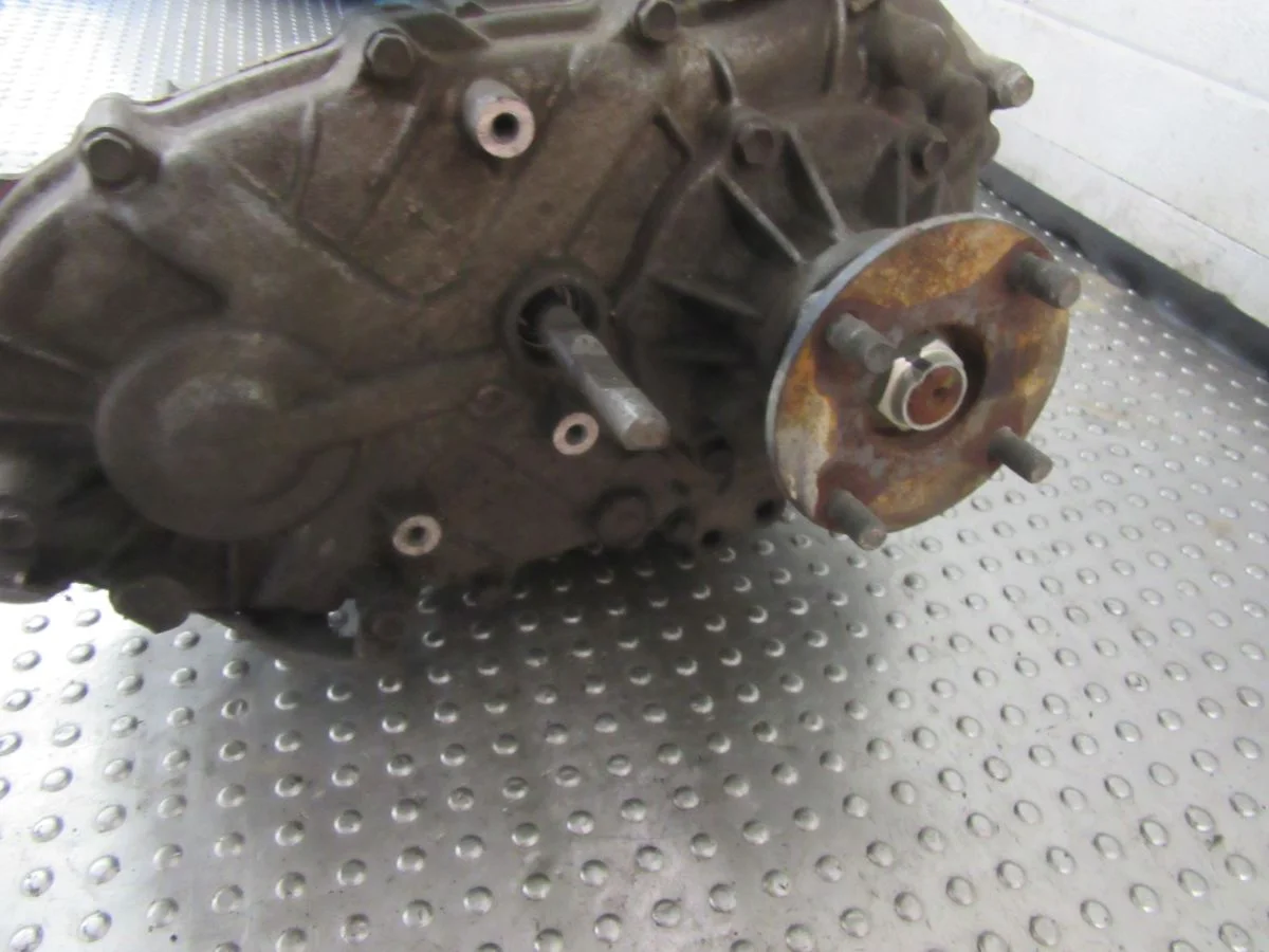 Toyota Sequoia Verteilergetriebe thumbnail 4