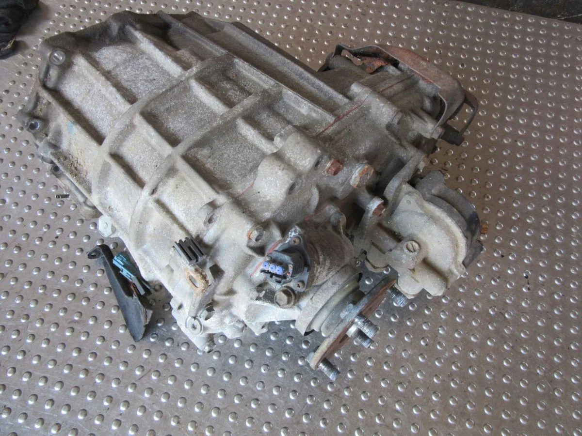 Toyota Sequoia Verteilergetriebe thumbnail 9