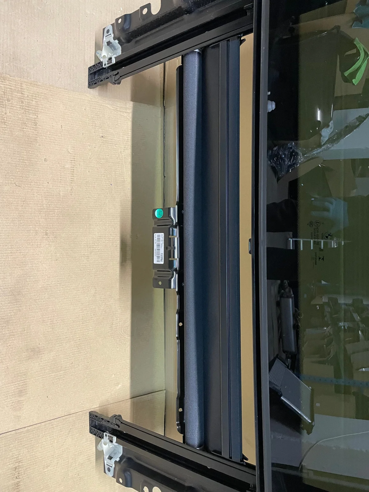 BMW 4 G22 Glasdach mit Rollo Anthrazit image 4
