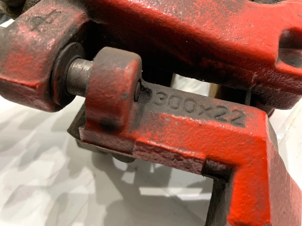 Bremszange Links Hinten Mercedes X204 image 4