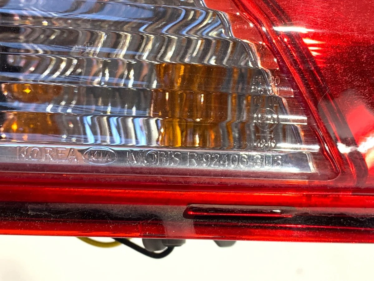 Kia Sportage III Rückleuchte rechts hinten image 4