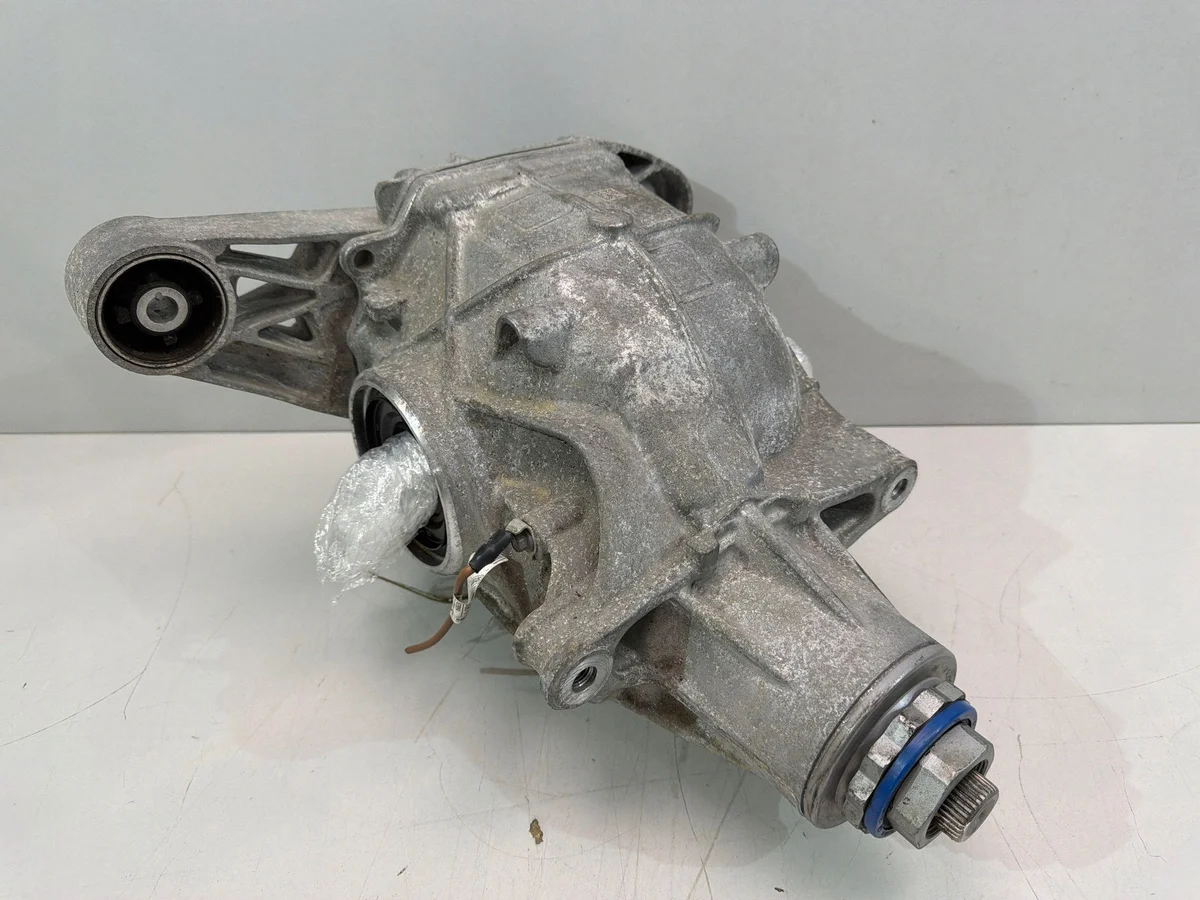Differential hinten BMW 5 G60 G61 G70 X5 G05 8839889 thumbnail 4