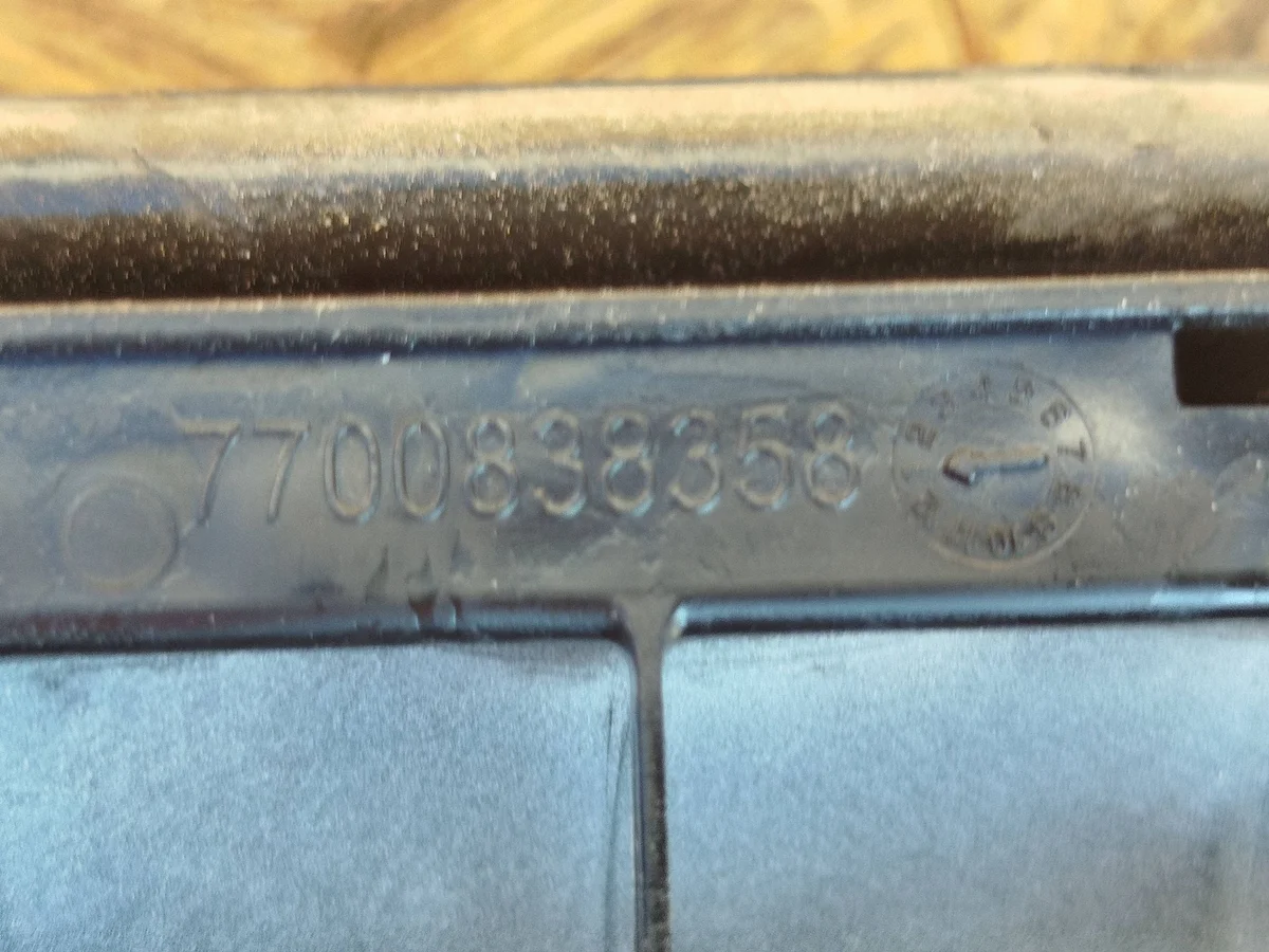 7700838358 Lüftungsgitter Renault Megane E-Tech image 3