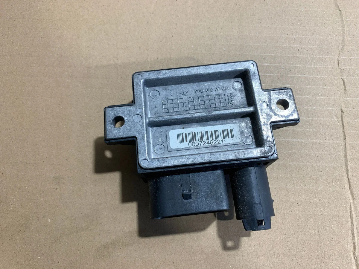 BMW X6 E71 Glühkerzensteuergerät 8591724 image 2