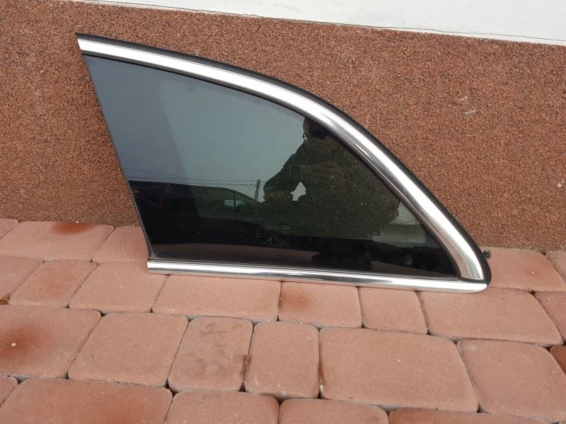 Opel Insignia Kombi Seitenfenster hinten dunkel