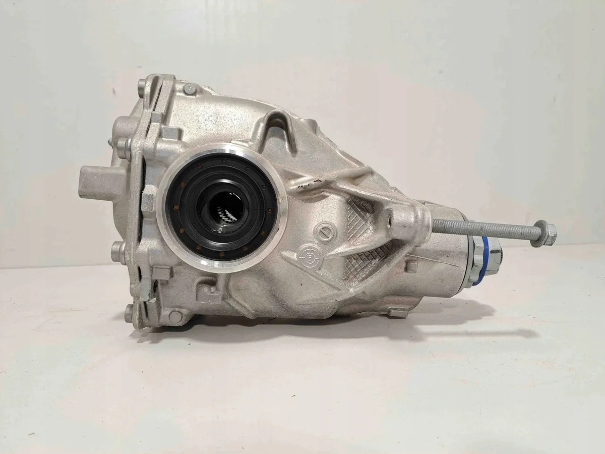 BMW X3 G01 Differential hinten 8686220 image 3