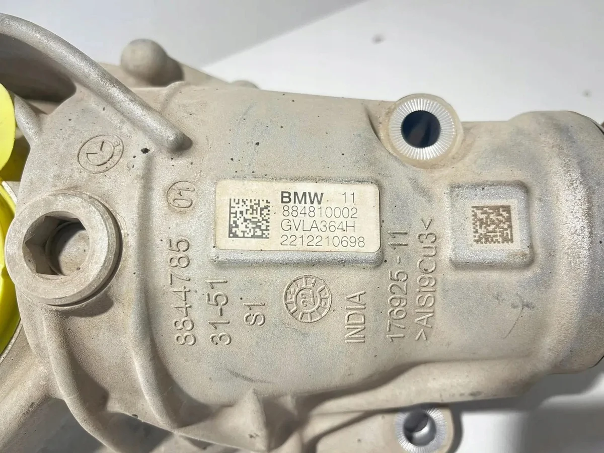 Vorderer Reduktor BMW XM (G09) 8848100 image 8