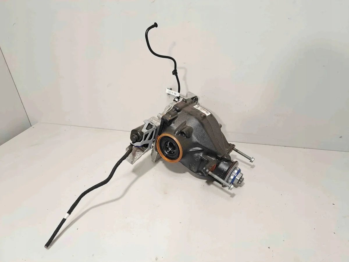 Reductor achter BMW 8686982 3.0L benzine 2023