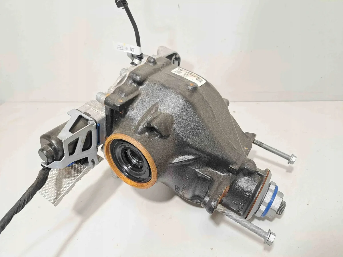 Reductor achter BMW 8686982 3.0L benzine 2023 thumbnail 1