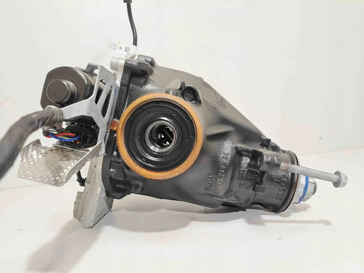 Reductor achter BMW 8686982 3.0L benzine 2023 thumbnail 5