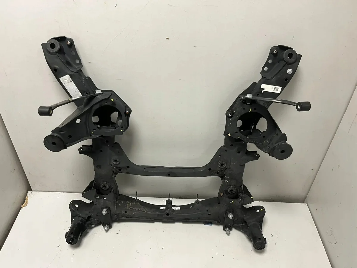 Soporte Eje Delantero BMW X6 G06 6885880