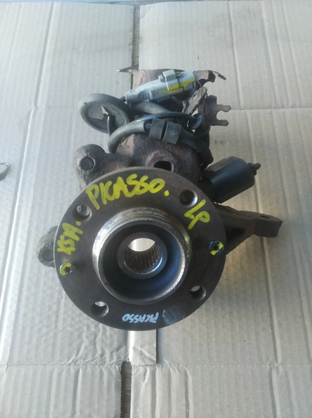 Achsschenkel Links Citroen Xsara Picasso