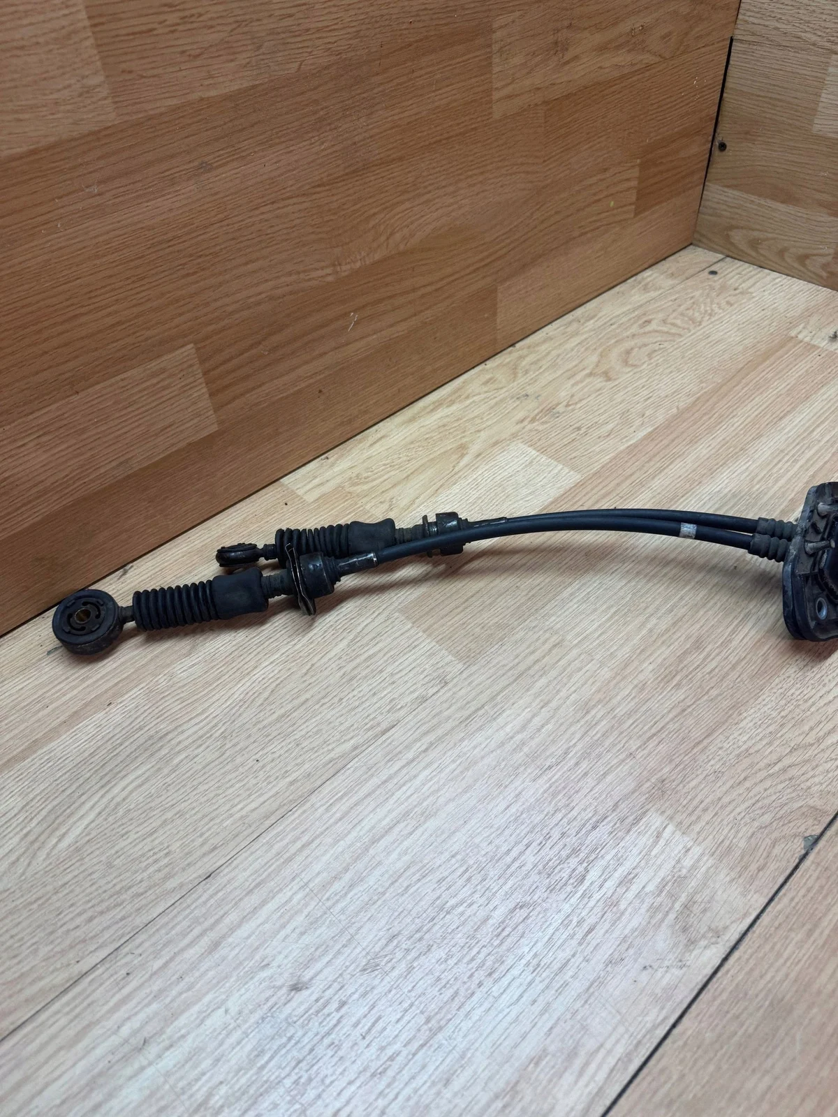 Kia Carens II Hebel Handbremse CUN2489 image 5