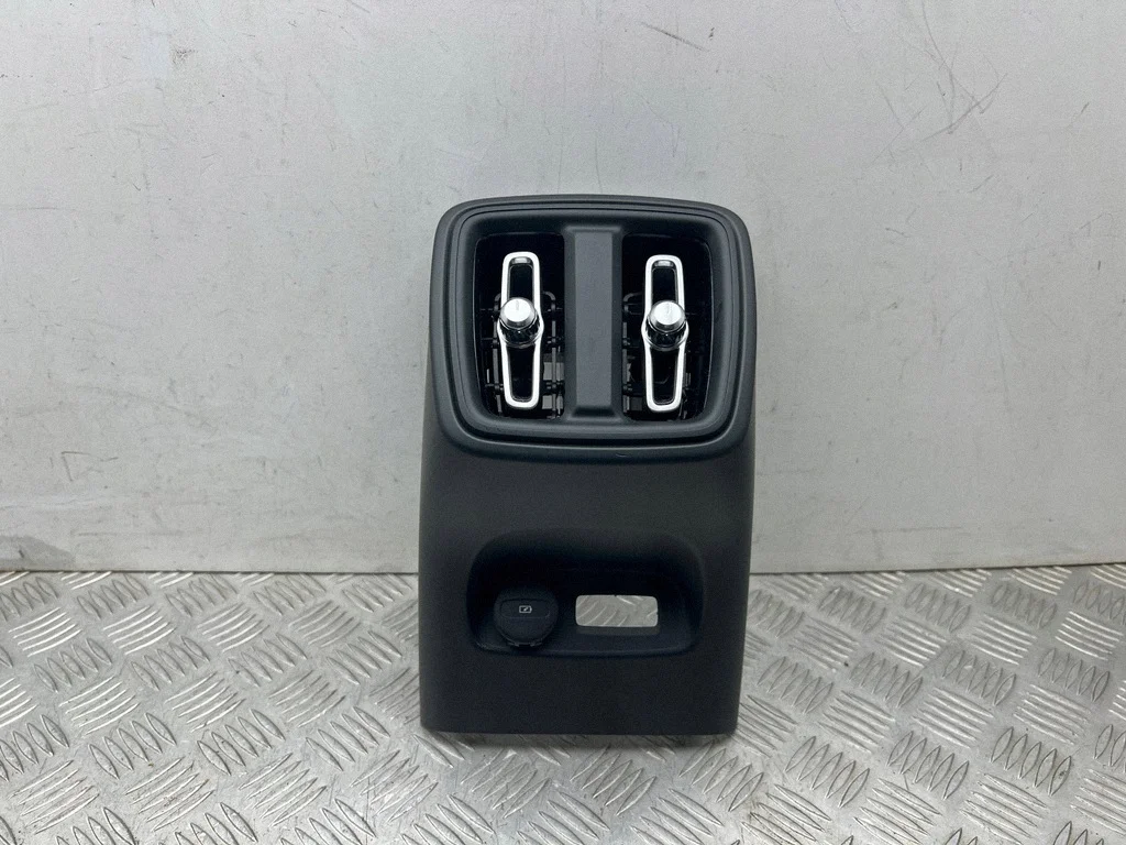Grelha Ventilação Traseira Volvo XC40 31469305