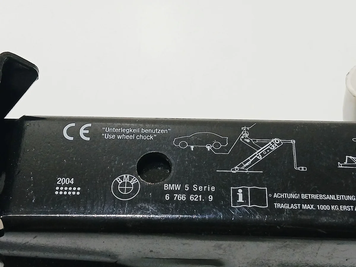 Krik auto BMW E60 6766621 image 4