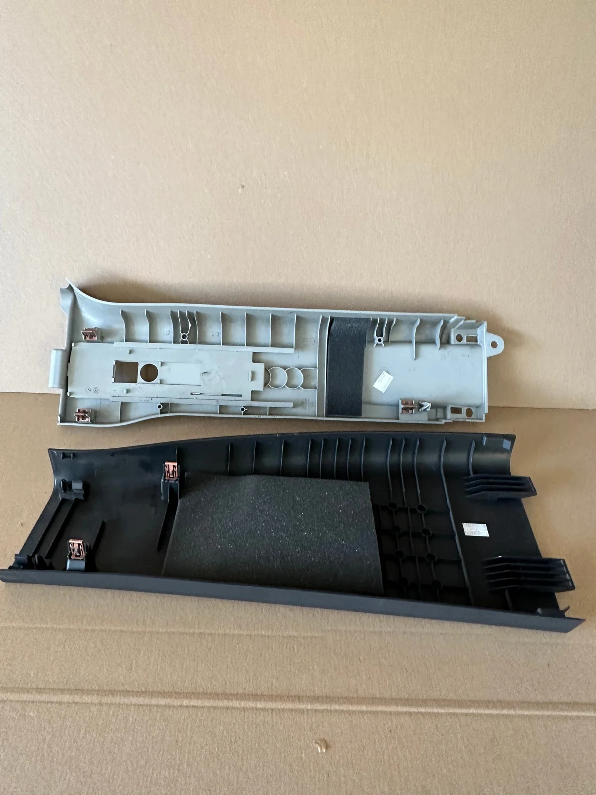 Ford Custom Abdeckung Säule Rechts BK21-V243W00-ADW thumbnail 3