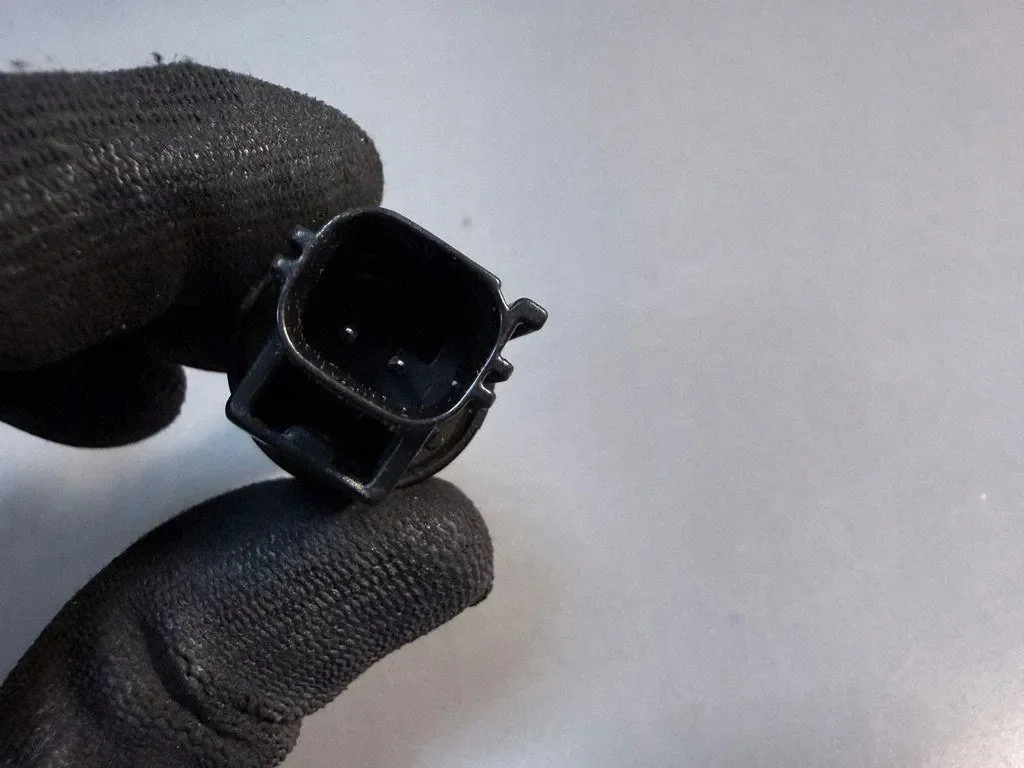 Sensor Nivel Líquido Limpiaparabrisas Ford image 3