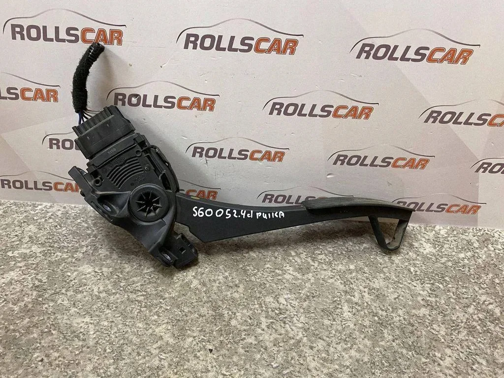 Volvo V70 II Pedal Acelerador 30715173