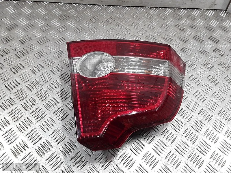 Volvo S40 2005 Rear Tail Light 30698912 thumbnail 5