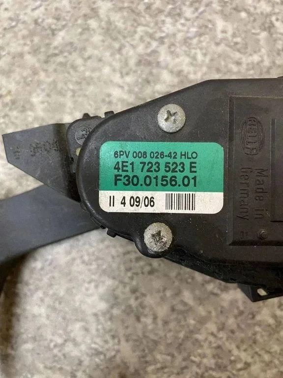 Audi A8 D3 Pedale acceleratore OEM F30015601 thumbnail 1