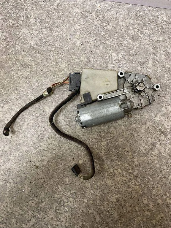 Motor Techo Solar Audi A8 D2 4A0959591D image 3