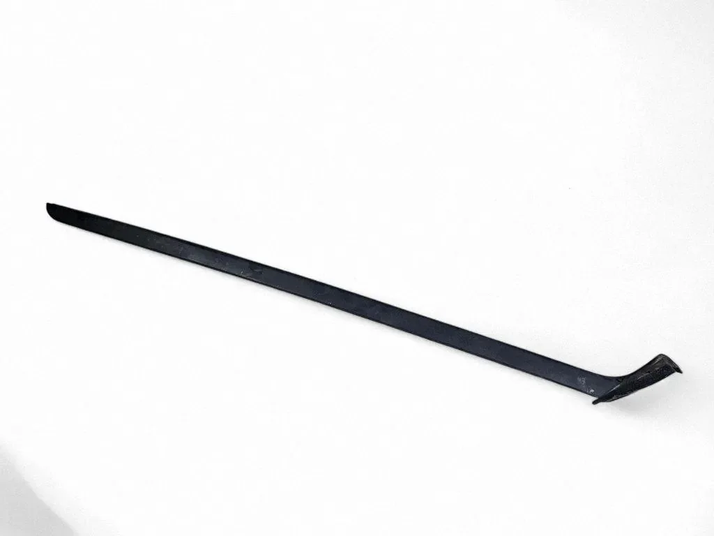 Opel Astra L Zierleiste Frontscheibe Rechts image 2