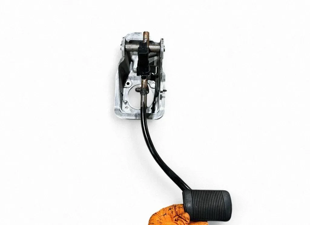 Dodge Durango Pedal Freno 68303341AD