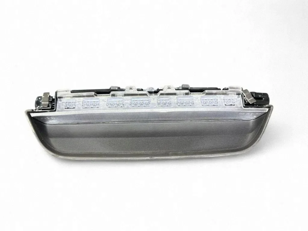 3ème feu stop BMW G42 G87 8494331 image 2