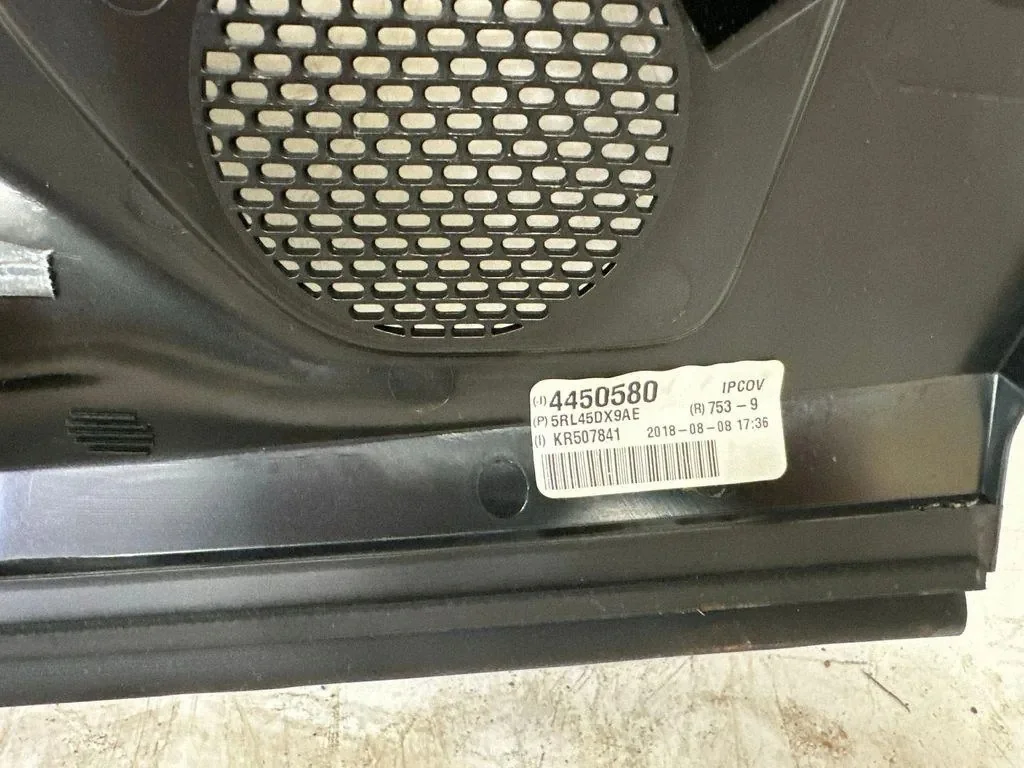 Lüftungsgitter hinten Chrysler Pacifica 5RL45DX9AE thumbnail 3