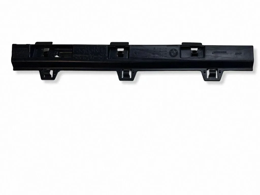 BMW F33 Right Bracket 7374524