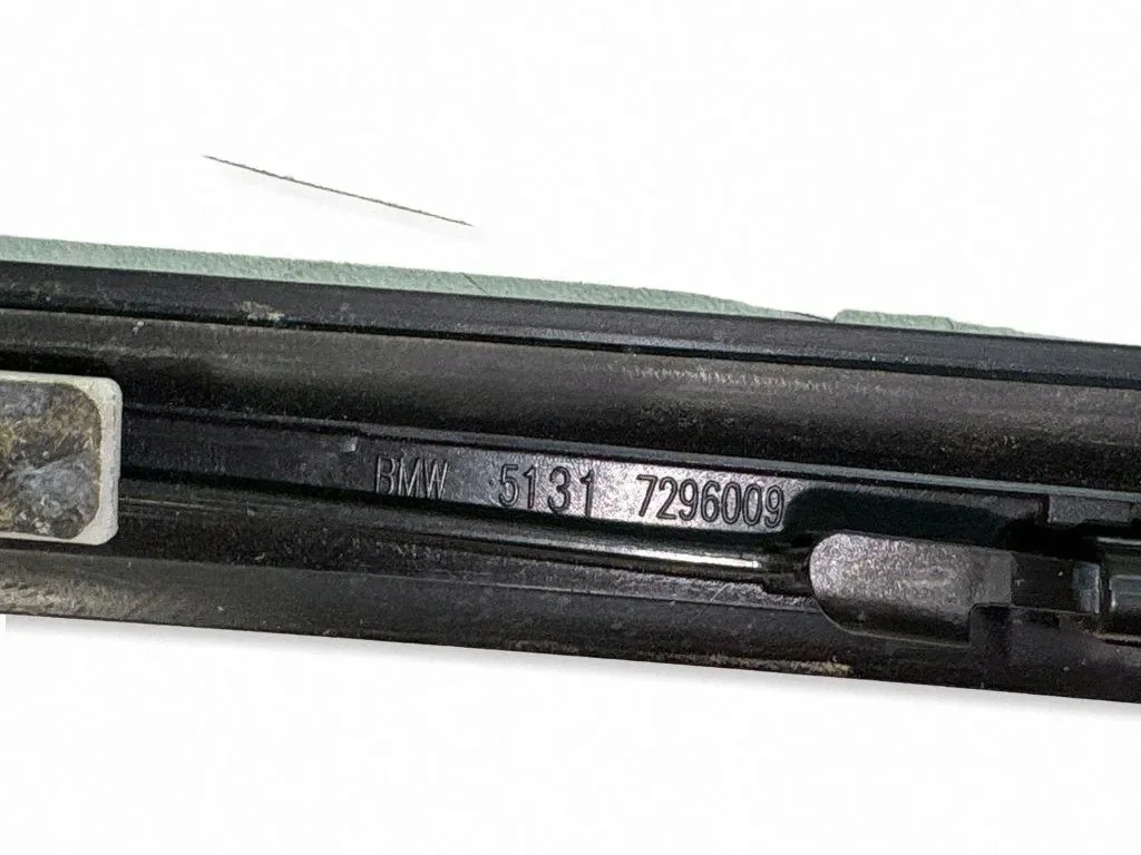 BMW 4 F83 F33 Zierleiste Fenster vorne 7296009 image 4