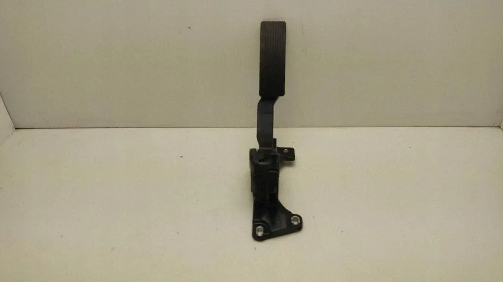 Pedal Acelerador Ford Mustang V 52124785AF