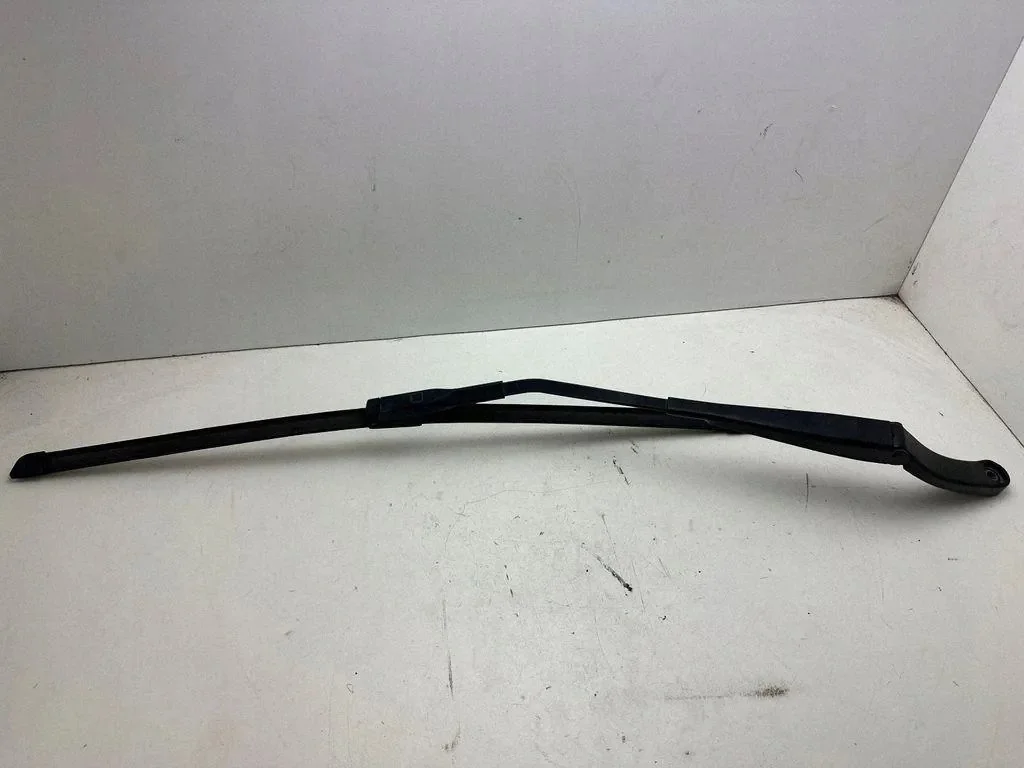 Brazo limpiaparabrisas Audi A3 8V 8V1955407A