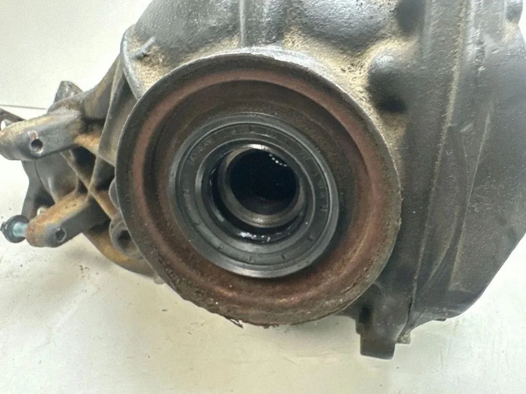 Mercedes CLS 500 C219 Hinterachsdifferential image 9