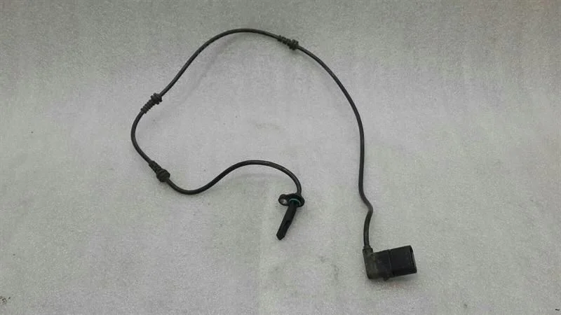 Mercedes C W205 ABS Sensor A2059058103