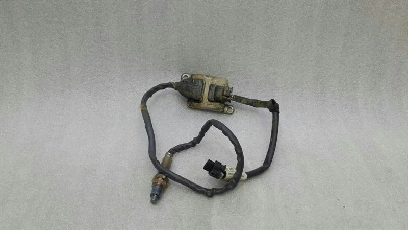Mercedes W205 Lambda Sensor A0009059703 thumbnail 3