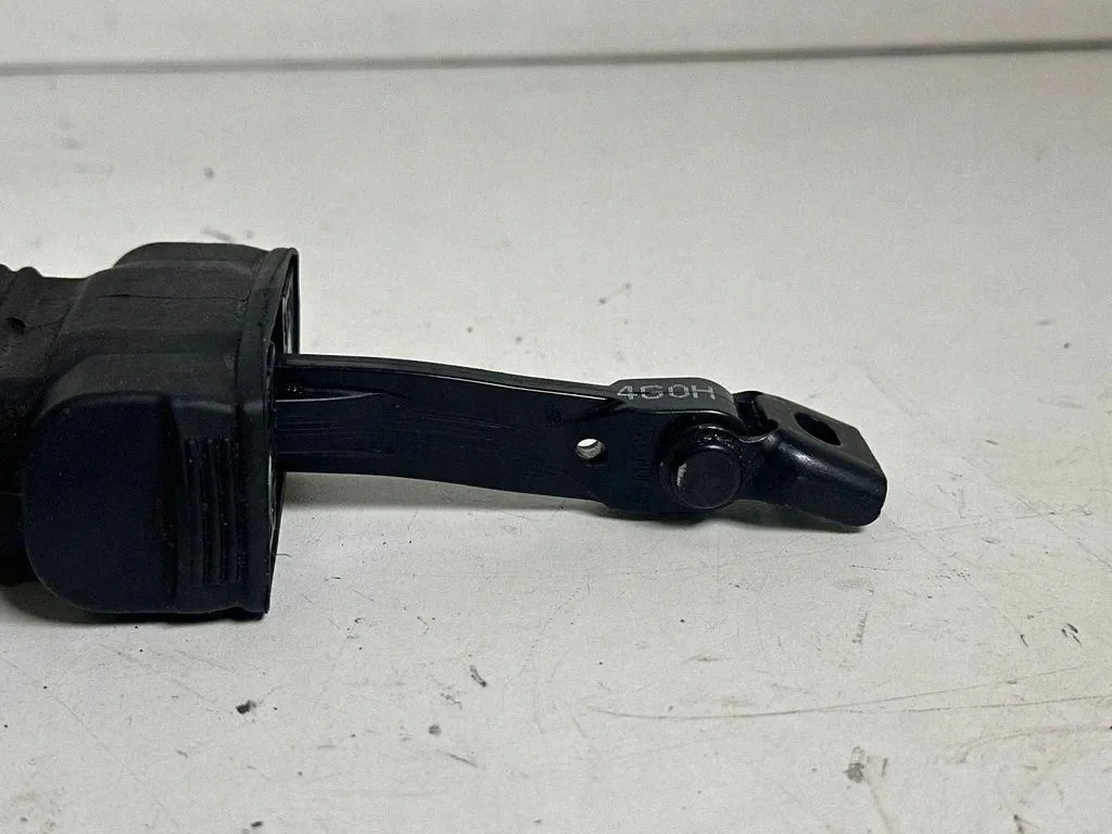 Audi A6 C7 Türstopper hinten 4G0839249B image 6
